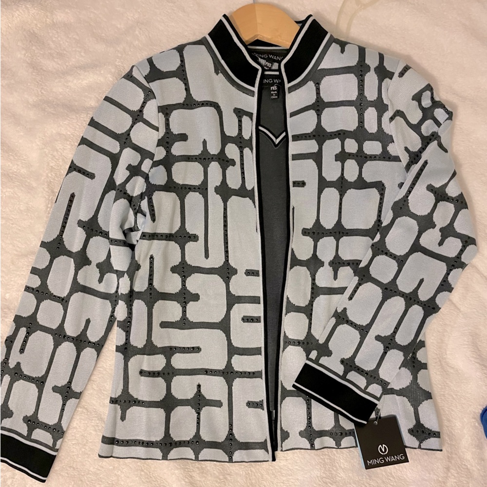 Ming Wang Professional Abstract Black and Gray Jacket with Black Tank Top SizeXS